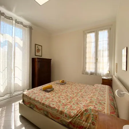 Hostdomus - Bilocale Da Patrizia Finale Ligure