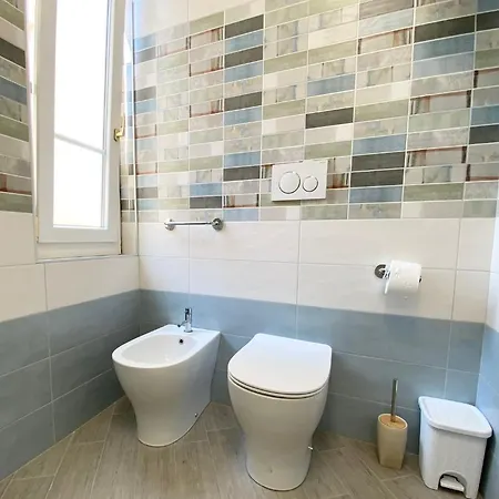 Apartment Hostdomus - Bilocale Da Patrizia Finale Ligure