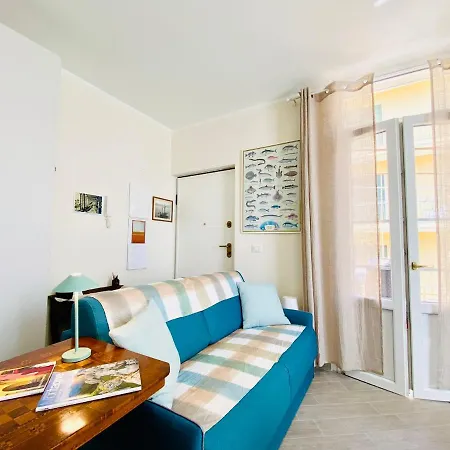 Apartamento Hostdomus - Bilocale Da Patrizia Finale Ligure