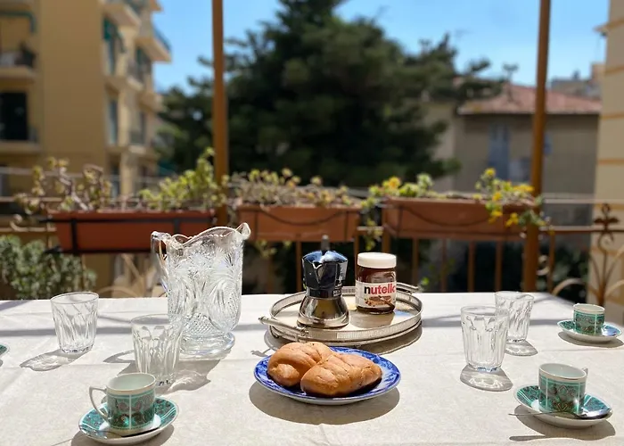 Appartement Hostdomus - Bilocale Da Patrizia Finale Ligure