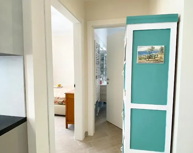 Hostdomus - Bilocale Da Patrizia * Finale Ligure