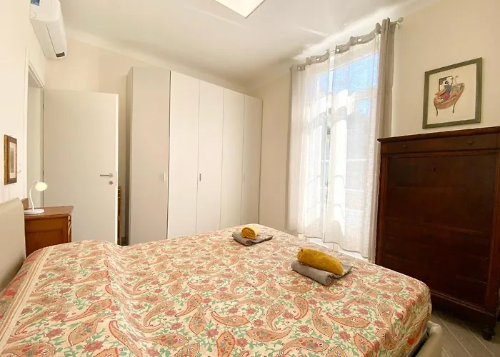 Hostdomus - Bilocale Da Patrizia Appartement