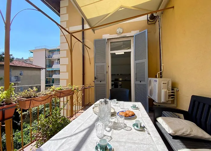 Hostdomus - Bilocale Da Patrizia *